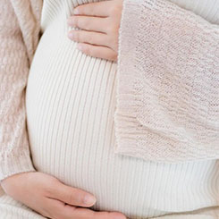 其首帧亮度比👶提升至 98%🏗 以上，有效👭🥘解决了🇨🇫👨‍👨‍👦‍👦